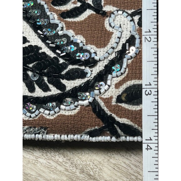 Beautiful‎ beaded and embroidered 13x14 bag - Picture 6 of 7